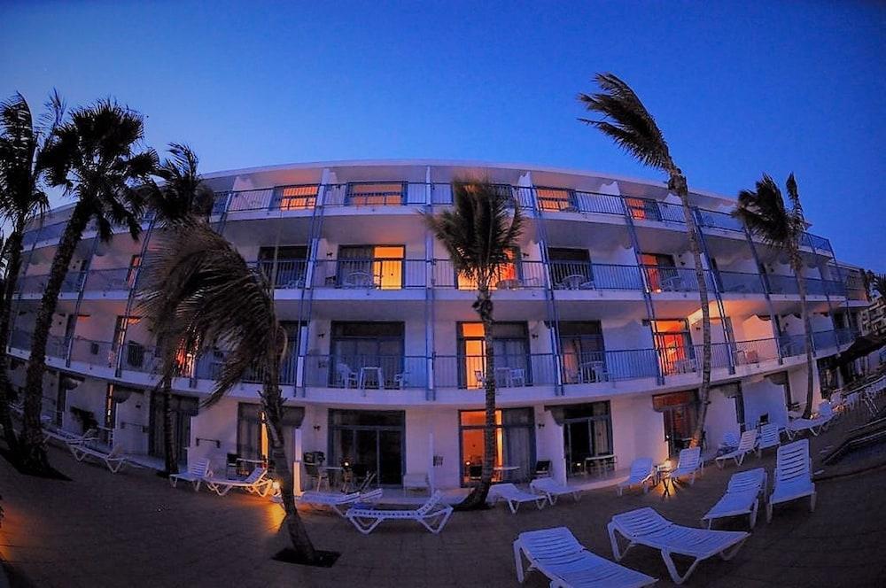Costa Volcan And Spa Puerto del Carmen  Bagian luar foto